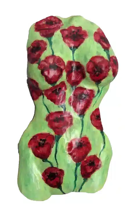 wall-female-bust-poppys